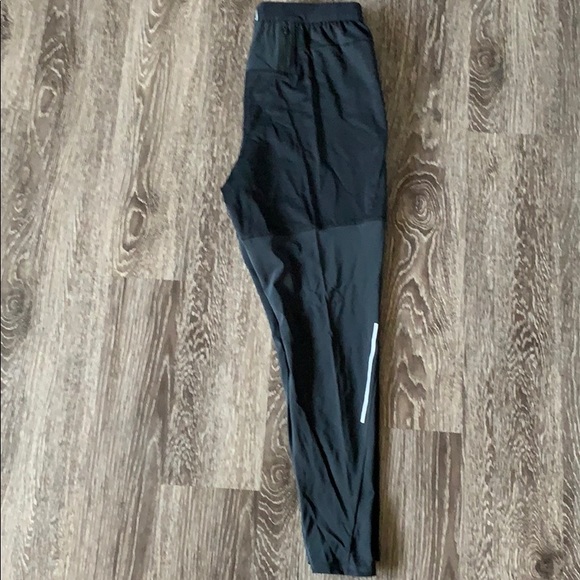 SOLD ✔️ Nike Dri-Fit Men’s Phenom Running Pants - Picture 3 of 7